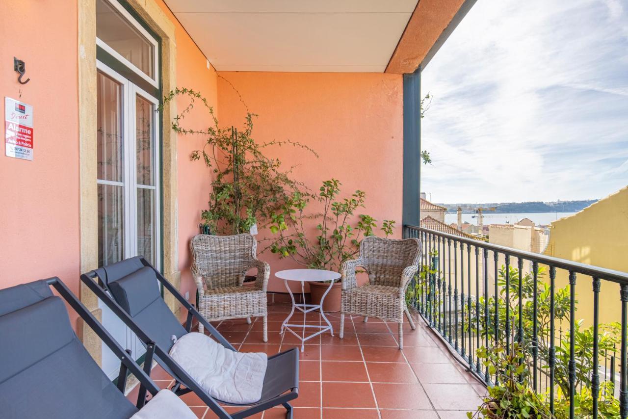Castelo Design Aparment W/ Balcony & Super View By Lovelystay Lisboa المظهر الخارجي الصورة